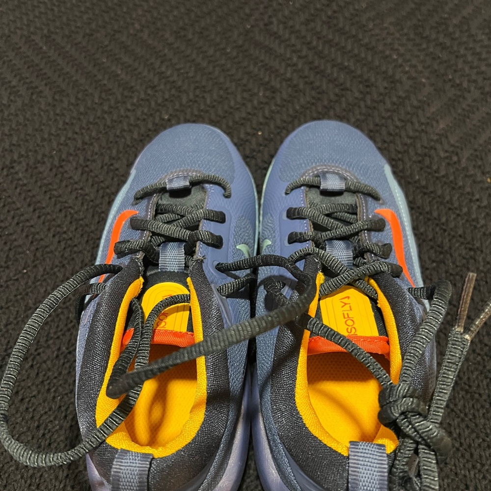 Nike ISOFLY Kids Sneakers - Blue and Orange